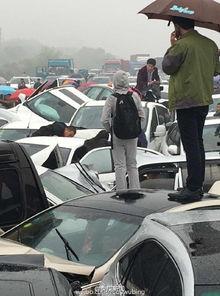 车祸死亡爆料新闻,无辜生命瞬间陨落,事故原因调查展开  第2张 车祸死亡爆料新闻,无辜生命瞬间陨落,事故原因调查展开  第2张